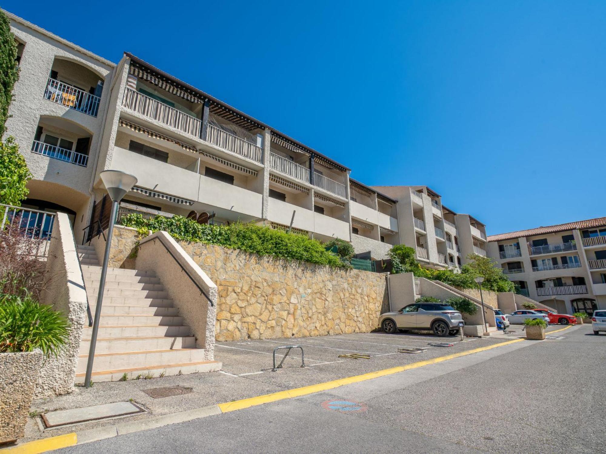 Apartment Les Aigues Marines-58 By Interhome Saint-Cyr-sur-Mer Exteriér fotografie