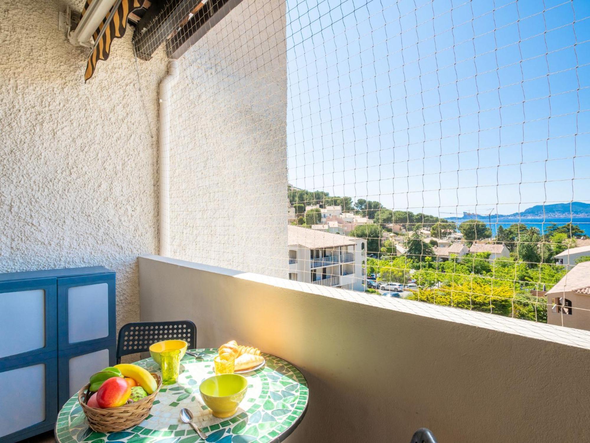 Apartment Les Aigues Marines-58 By Interhome Saint-Cyr-sur-Mer Exteriér fotografie
