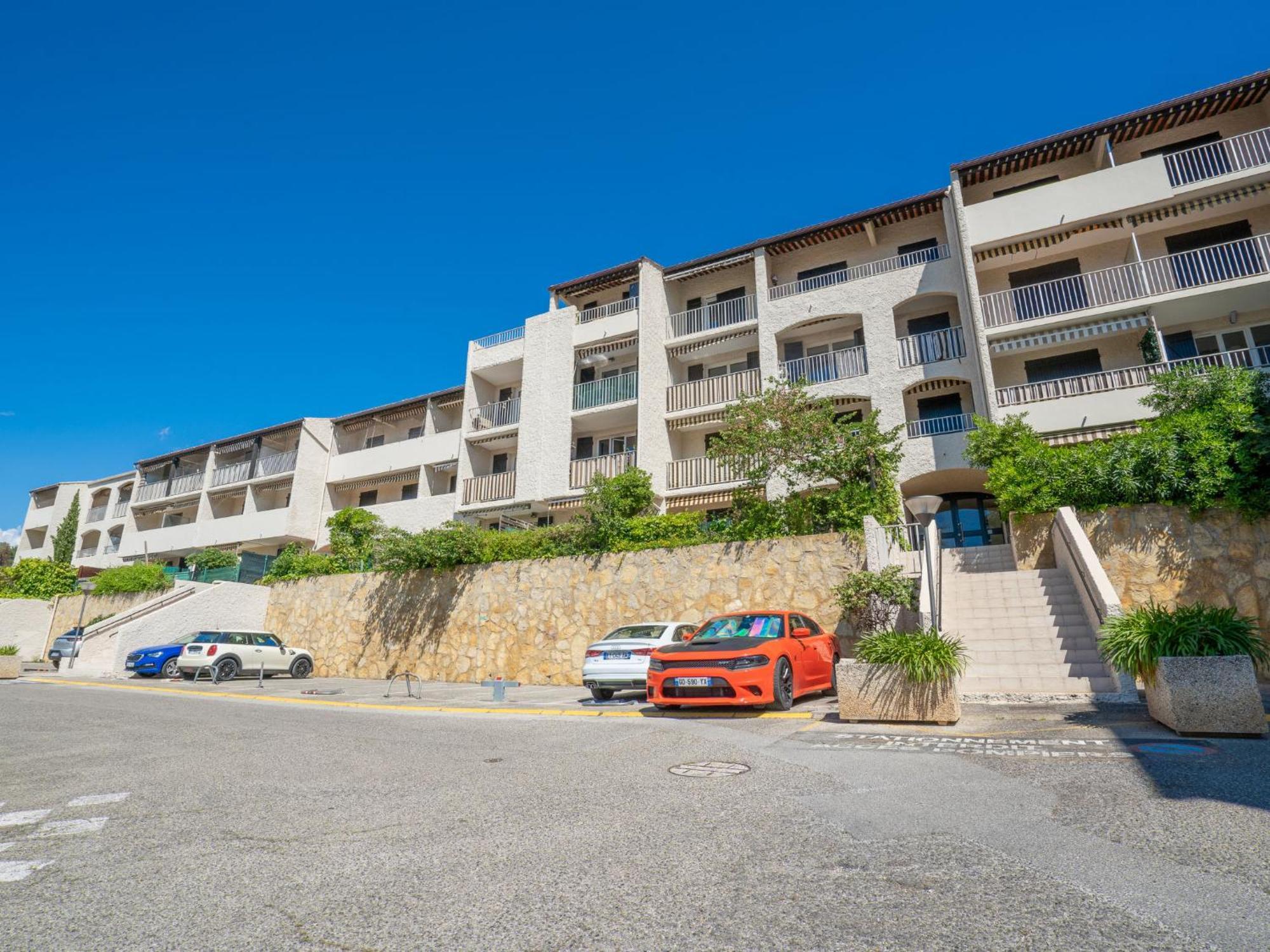 Apartment Les Aigues Marines-58 By Interhome Saint-Cyr-sur-Mer Exteriér fotografie